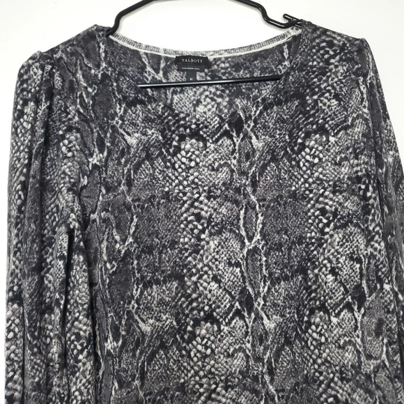 Talbots Pure Merino Wool Sweater Size M Snake Print Long Sleeves Lightweight Top - Picture 3 of 10
